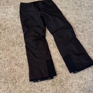 Patagonia women’s Black Snow/ski Pants